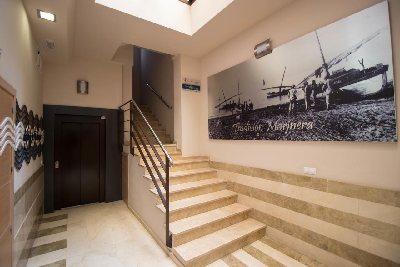 Apartamentos Guerrero Torre Del Mar Exterior foto
