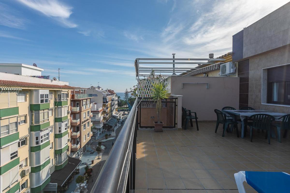 Apartamentos Guerrero Torre Del Mar Exterior foto