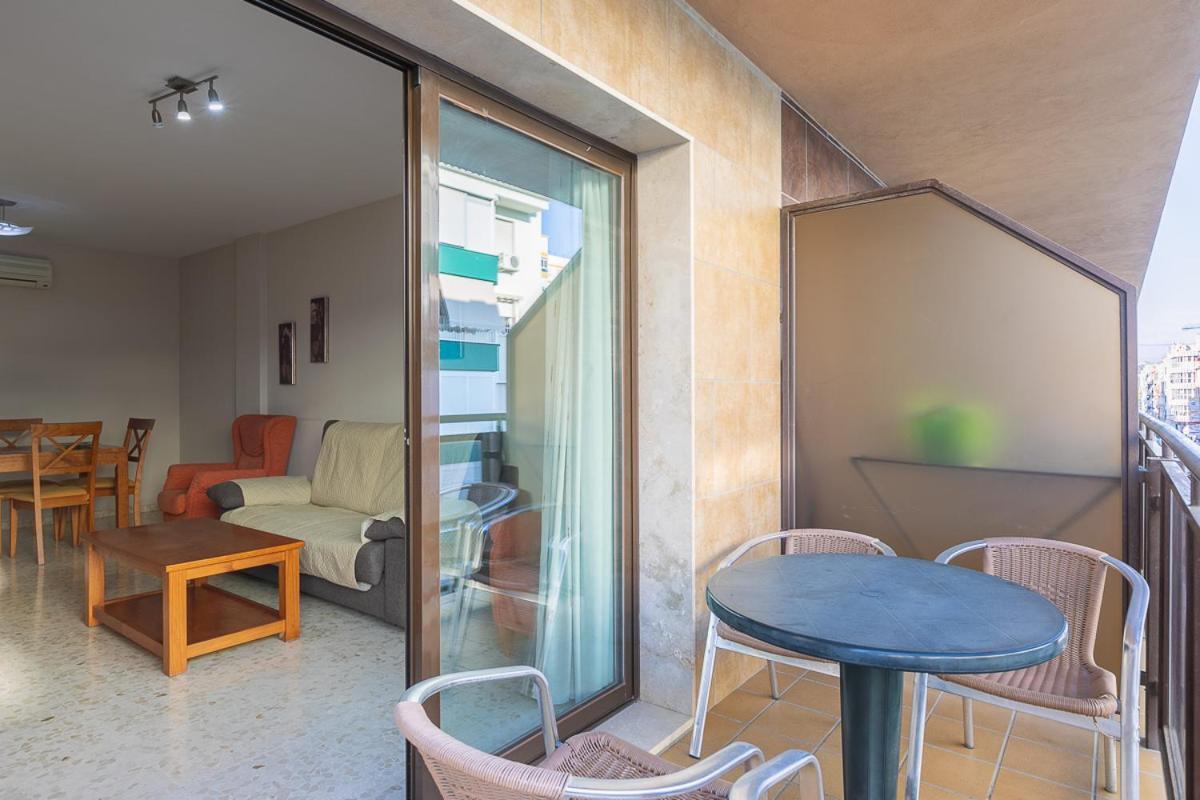 Apartamentos Guerrero Torre Del Mar Exterior foto