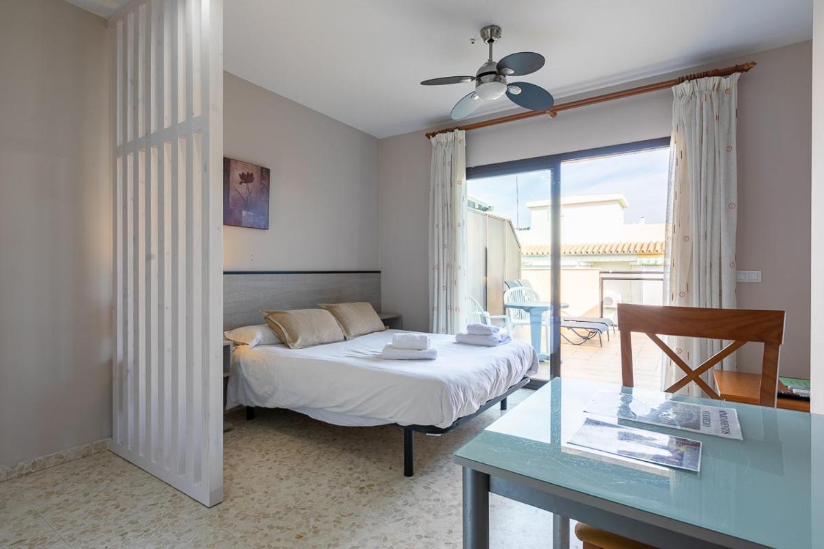Apartamentos Guerrero Torre Del Mar Exterior foto
